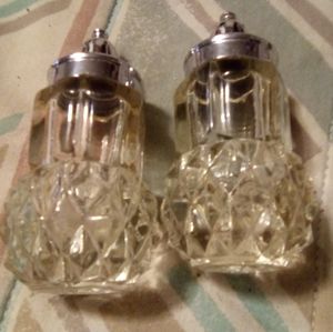 Vintage salt and pepper shakers glass